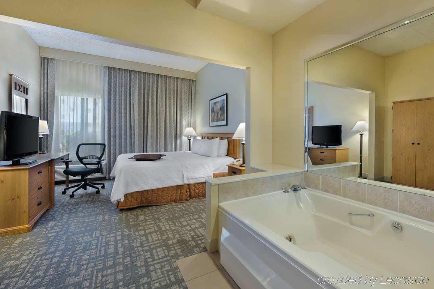 Hampton Inn Phoenix/Anthem Exterior photo